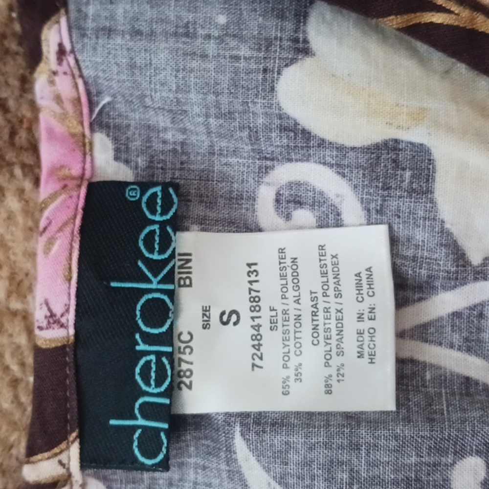 Scrub Top Bundle Vneck Short Sleeve Koi Cherokee Barco Brown Purple Sz S - Picture 10 of 10